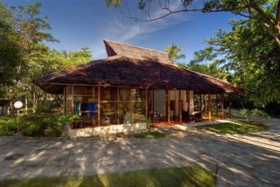 Nabuccos Cape Paperu Resort